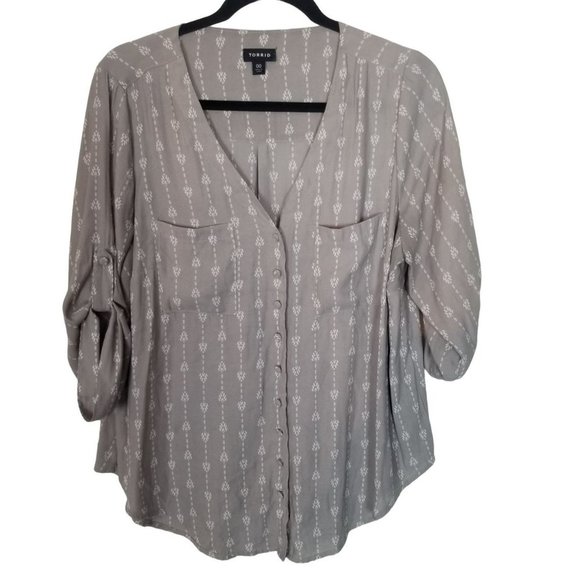 Torrid Womens 00X Gray Arrow Print Harper Crepe Bu - Picture 2 of 9